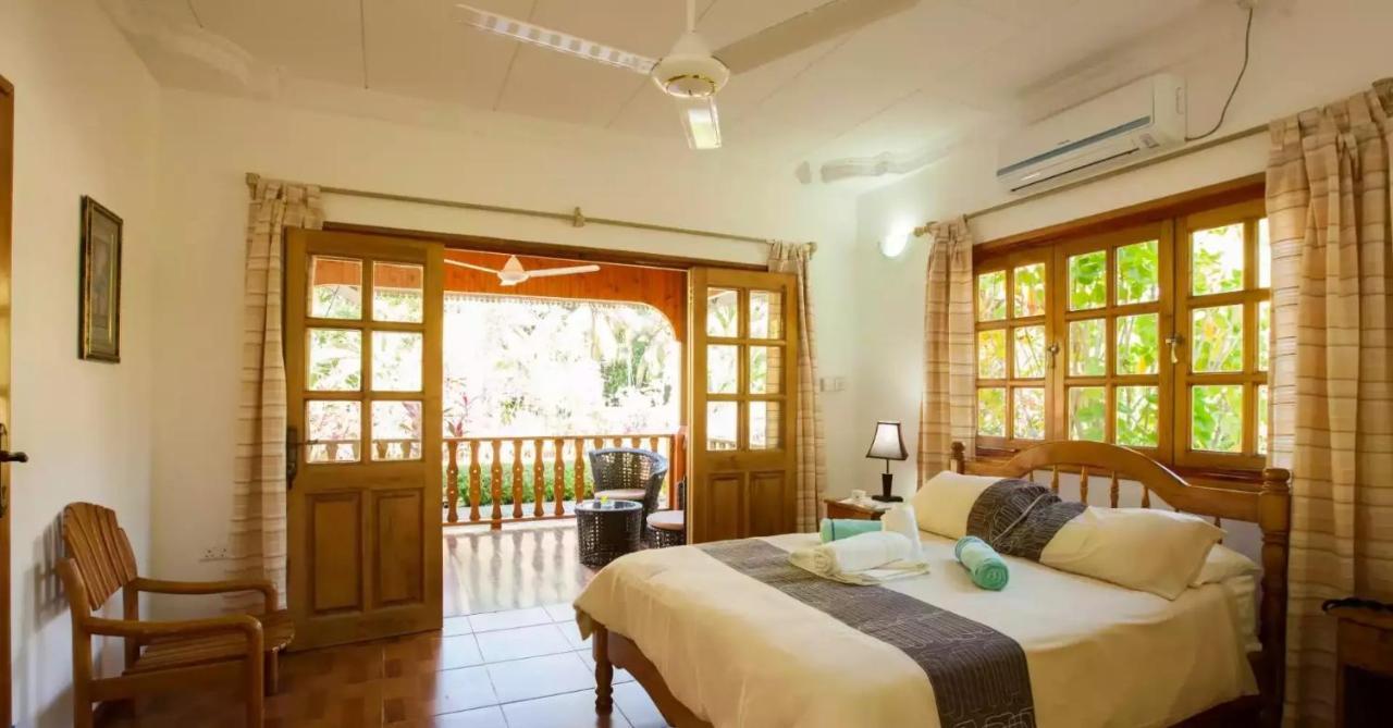 Casa De Leela Self Catering Guest House La Digue Bagian luar foto