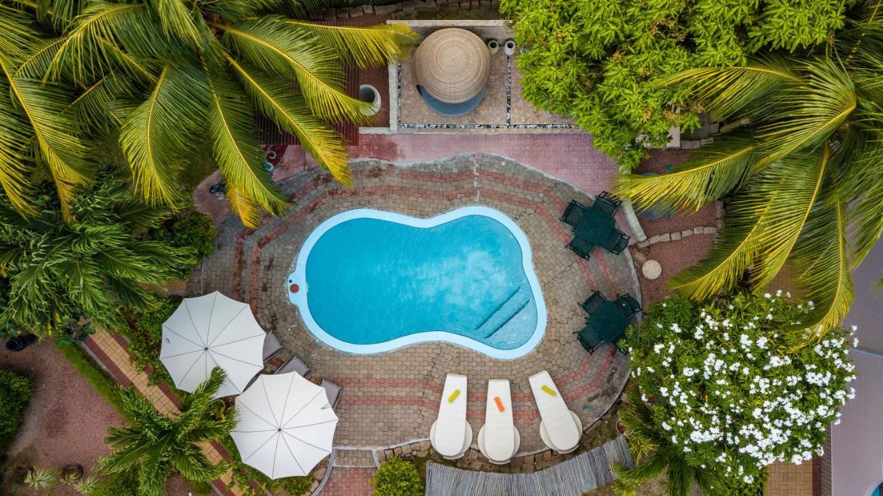 Casa De Leela Self Catering Guest House La Digue Bagian luar foto