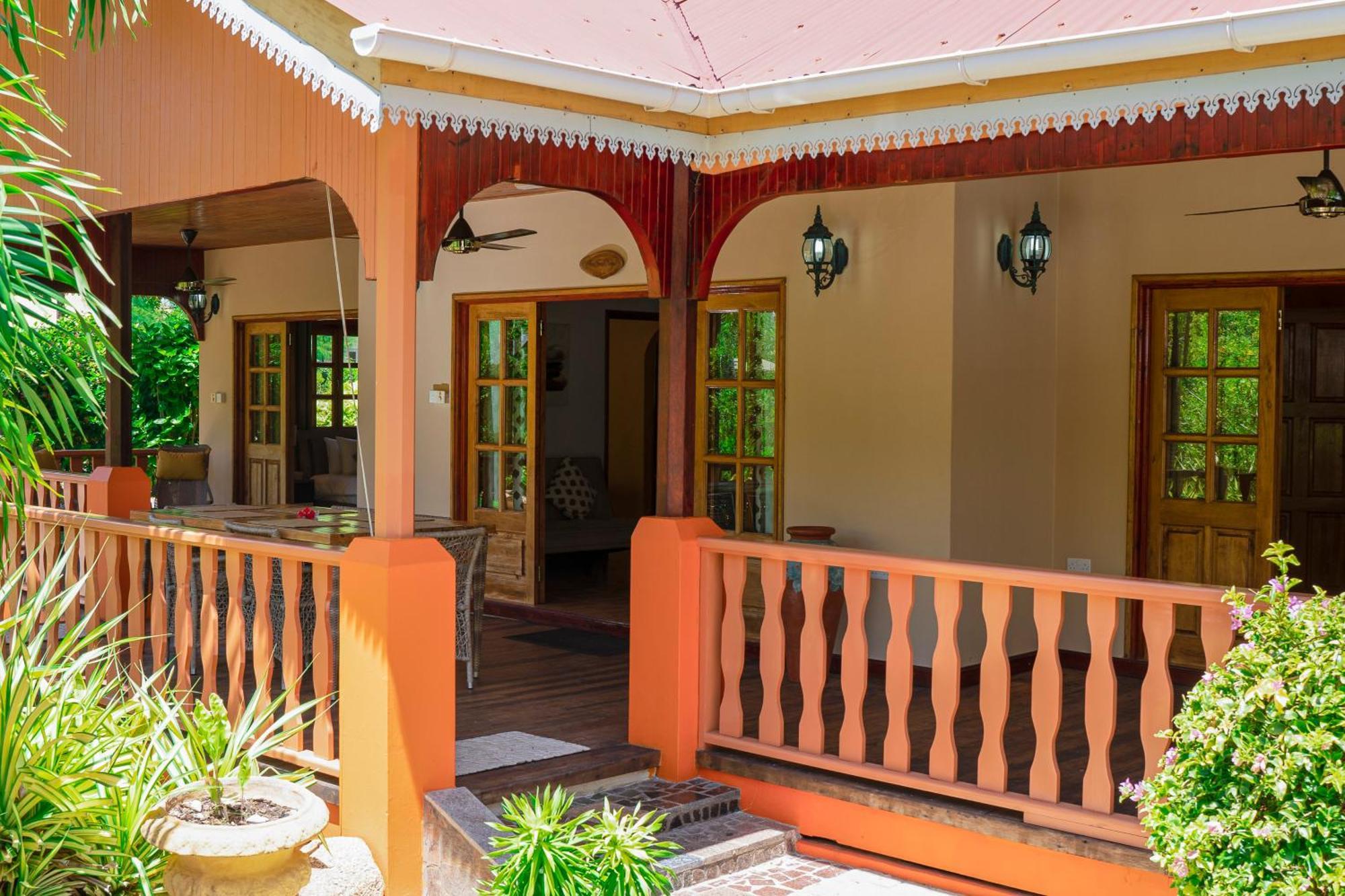 Casa De Leela Self Catering Guest House La Digue Bagian luar foto