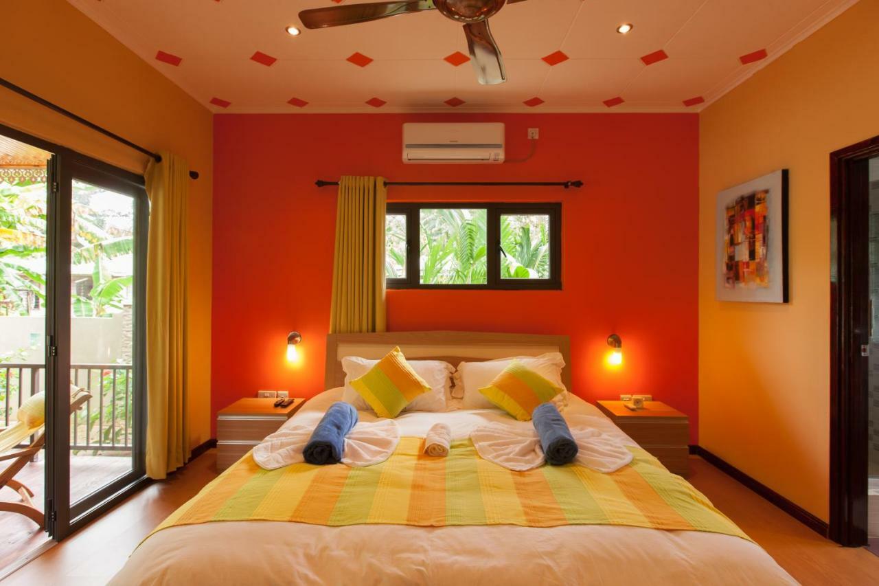 Casa De Leela Self Catering Guest House La Digue Bagian luar foto