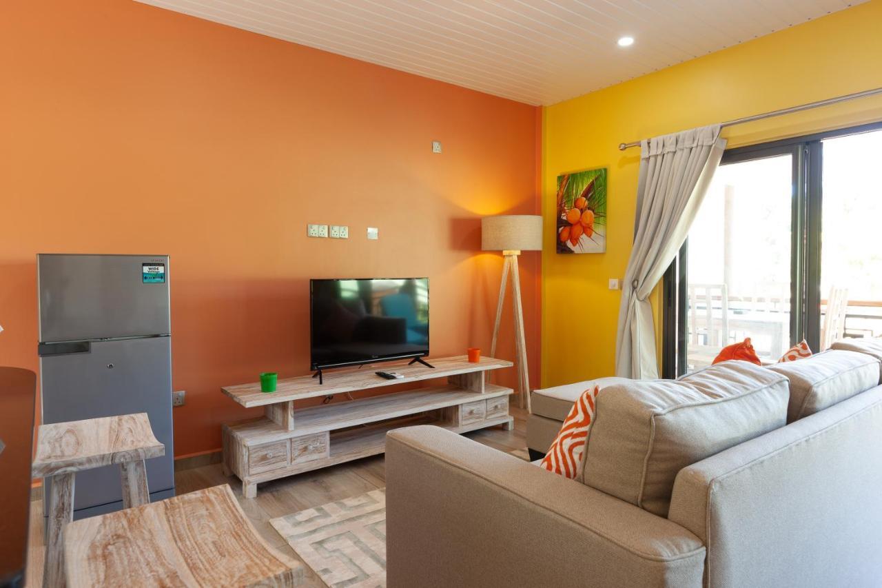 Casa De Leela Self Catering Guest House La Digue Bagian luar foto